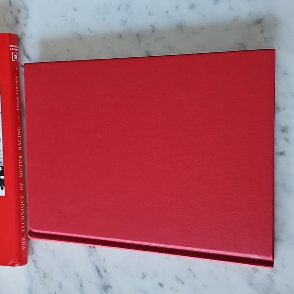 The Technique Of Motor Racing Hard Cover Book - Picture 9 of 13